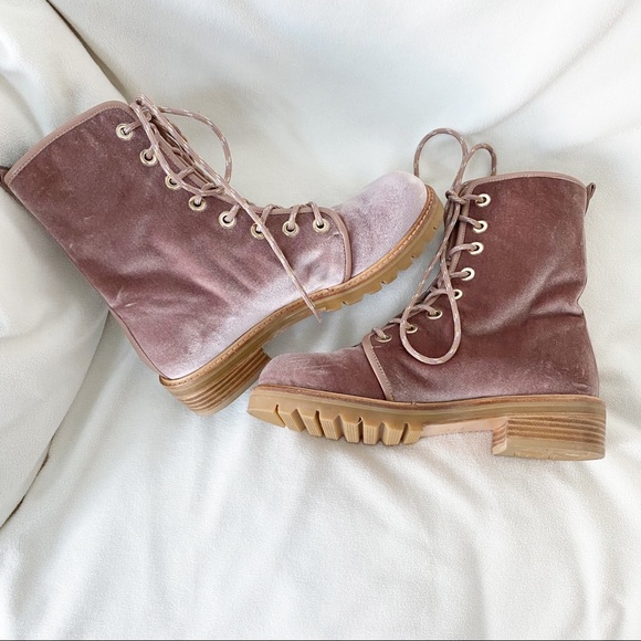 Stuart Weitzman Metermaid Velvet Combat Boots Size 7.5/8 Worn Once! - Picture 5 of 15